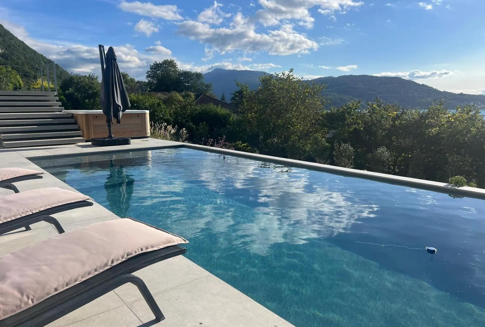 New - Villa Paradise Vue Lac, Piscine, Sauna, Jacuzzi, Gym By Lla Selections Annecy